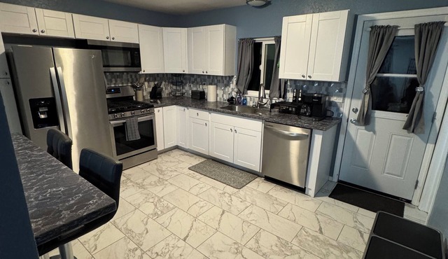 Welcoming private guesthouse near the beach & wineries in charming Atascadero