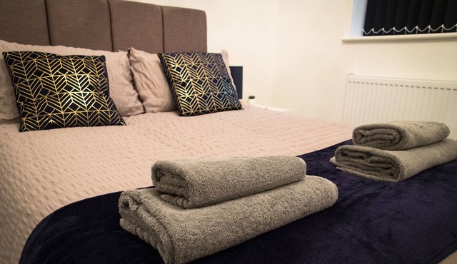 Welcoming, Spacious Ground Floor Apartment