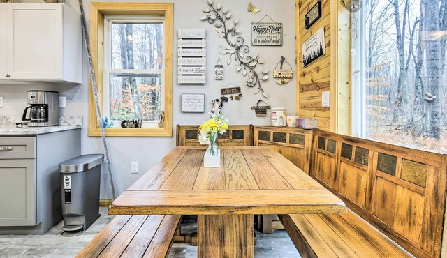 Welcoming Townsend Cabin: Hike, Fish & Relax!