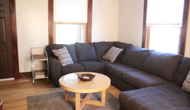 Welcoming up to 12 guests in our 3-bedroom house with AC in charming Kokomo