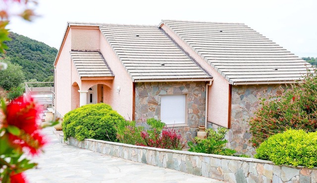 Welcoming Villa in Farinole with Private Swimming Pool