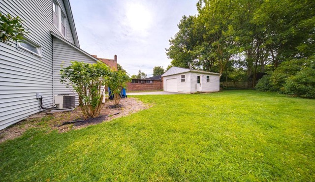 Welcoming Willoughby Home 1 Mi to Historic Dtwn