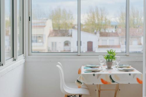WELCS APARTAMENTO 336 EMP frente al canal