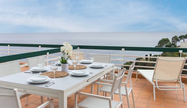 WELCS APARTAMENTO DÚPLEX 210 PDA con vista al mar