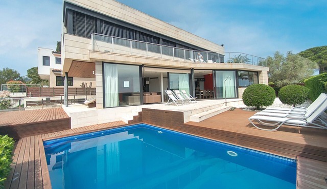 WELCS VILLA 239 PDA con piscina y vista