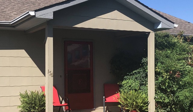 Well appointed 3bdhome in dwtnColumbus,Monthly+ 1/12 blocks to restaurants,shops