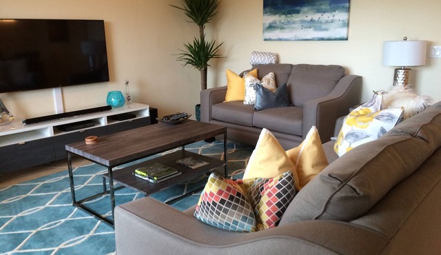 Well appointed 3rd floor unit Includes Golf