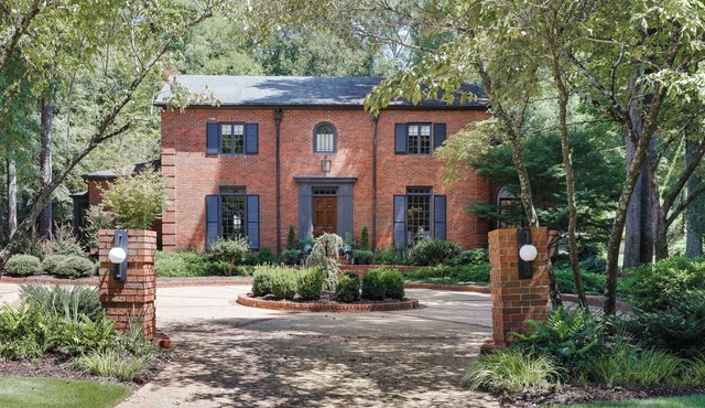 Well Appointed & Elegant Five Points Home