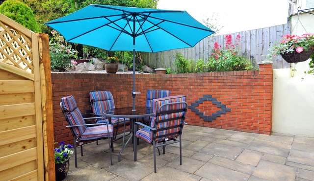 Well-appointed in a peaceful area, yet close to the sandy beaches of Paignton.