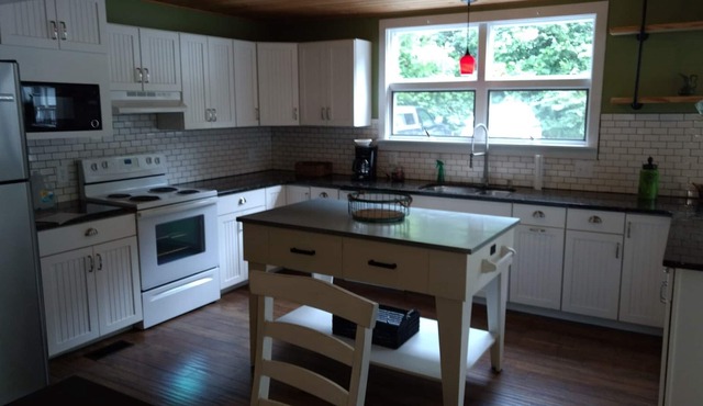 Well-Appointed, Mountain Retreat in Historic City.