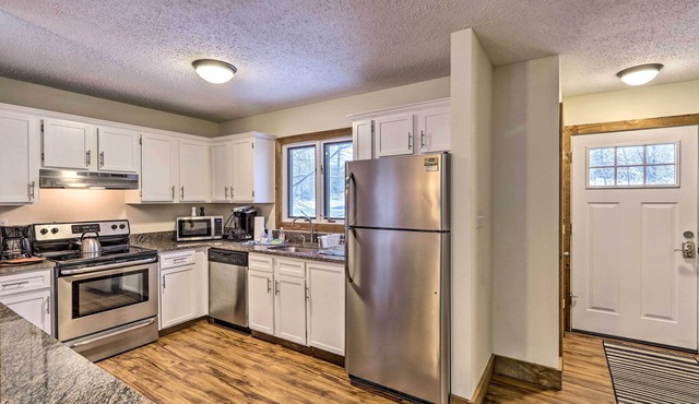 Well-Appointed Villa w/Sauna at Camelback Mtn