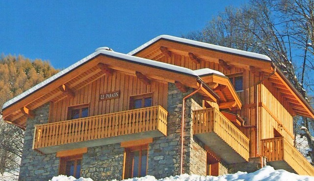 Well-equipped chalet with a fabulous location