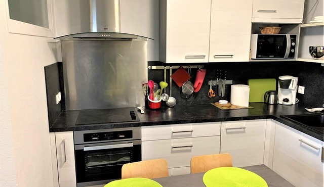 Well equipped apartment 500m from the beach and shops in PERROS-GUIREC