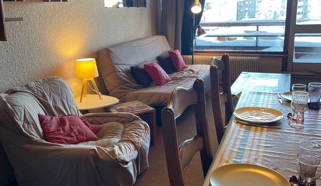 Well-equipped apartment, south, on the slopes, 7 ppl.