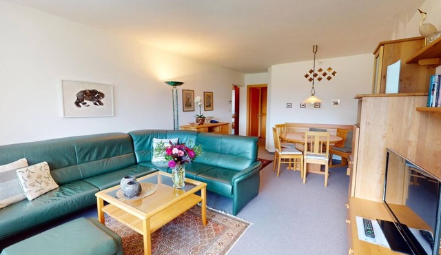 Well-kept holiday apartament house in a prime location in St.