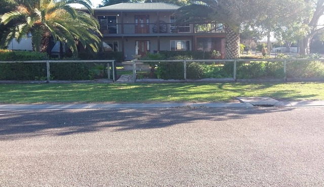 Wellington Lagoon Retreat