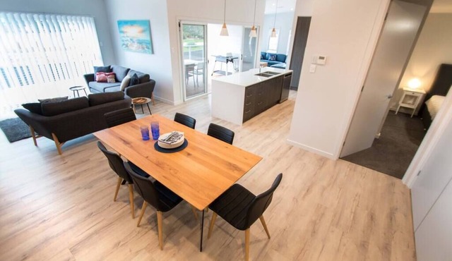 Wellington Lake Retreat