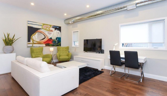 Wellington Village (Westboro Ottawa) Industrial Chic