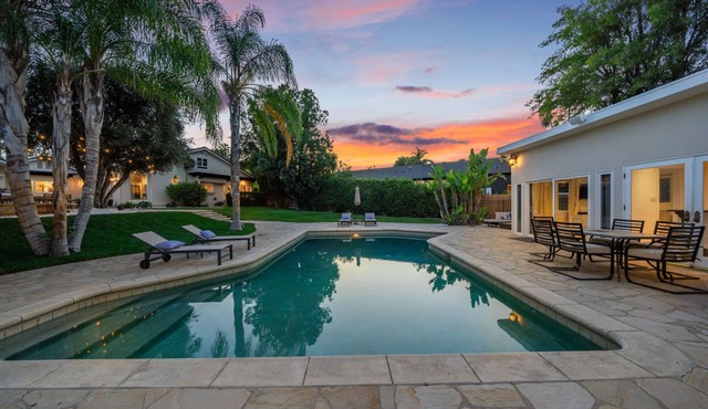 Wells Estate! 10Bdr/11bath/Pool/GYM/Guest House!