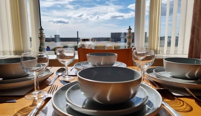 Wendon Holidays - Pebbles