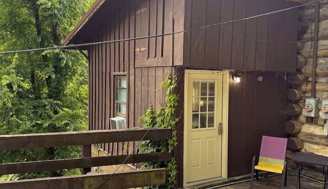 Wendover Apartment - Cozy Retreat at Wendover – Mountain Views | Sleeps 3