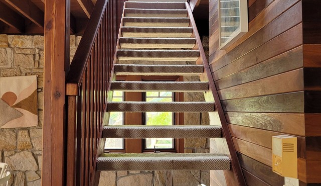 Wenora Berowra Waters - beautiful luxury 3 bedroom house - right on the water!