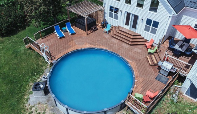 Wentworth Private Cottage with Hot Tub