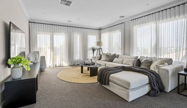 Werribee Gem Luxe Home Family Getaway 6Bed Netflix