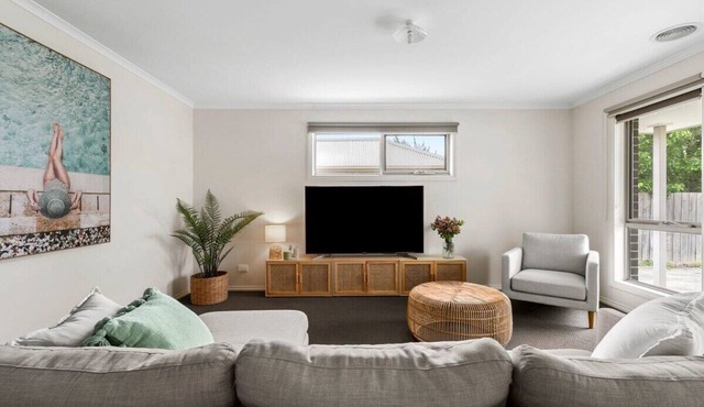 West Addis I Longer Stays Welcome