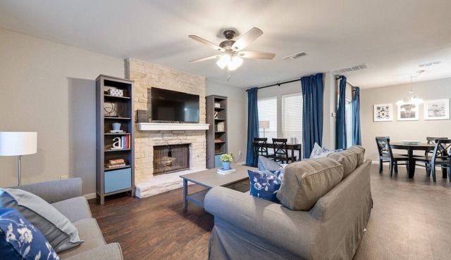 West Austin Extended Stay #2 by AustinGetaways