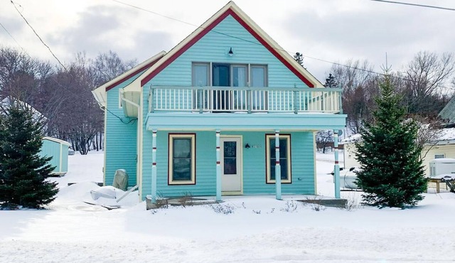 West Bay Bungalow - Across from beautiful views of the bay