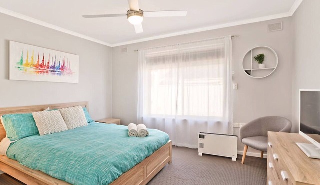 West Beach Family Beauty - 2 Bed Home