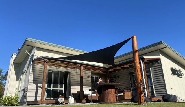 West Coast Paradise - Pet Friendly - Starlink