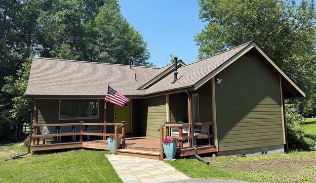 West Glacier Hot Tub! On Golf Course! Private Home