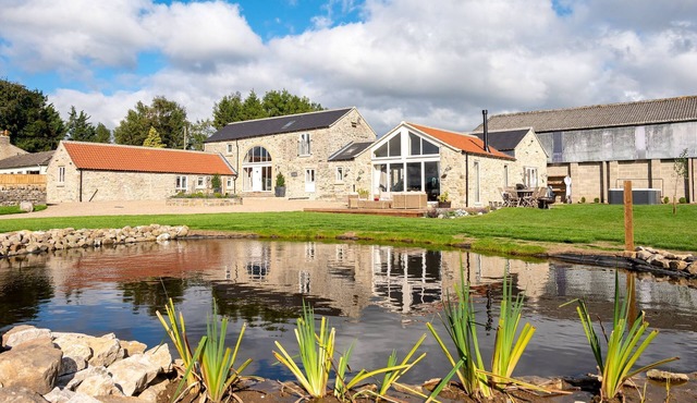 West Grange - Holiday At Home