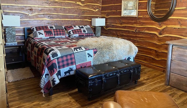 West Haven Cabins - quiet country setting BLK