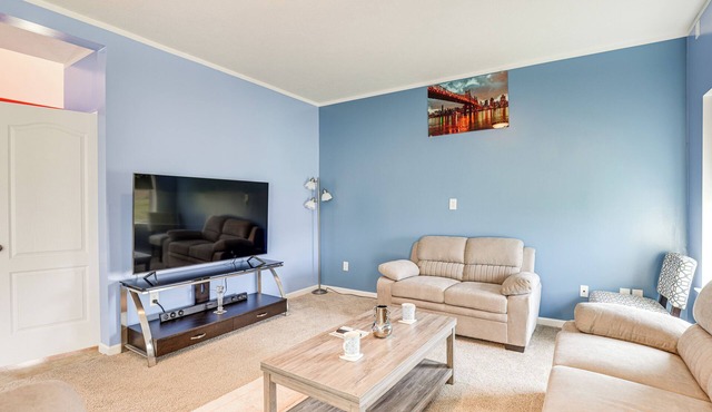 West Henrietta Retreat ~ 4 Mi to Rochester IT