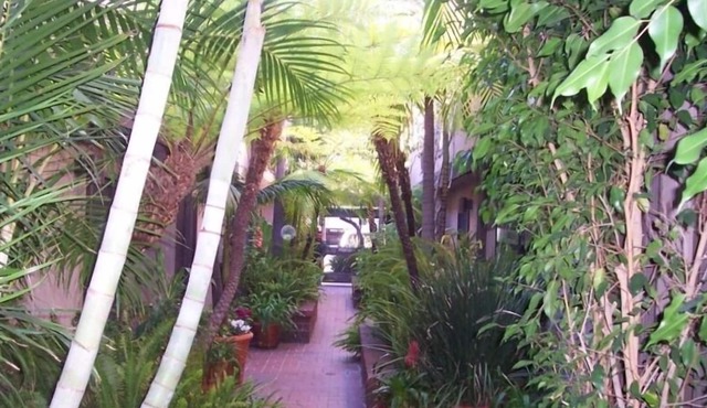 West Hollywood Extended Stay Townhouse