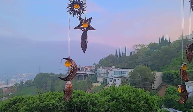 West Hollywood, Hollywood Hills, Sunset Strip House with Beautiful Views
