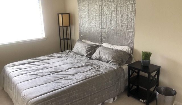 West Houston Townhome in Energy Corridor