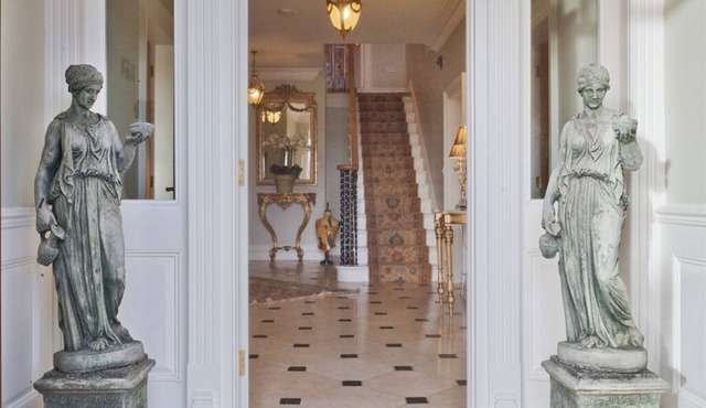 West Longridge Manor B&B