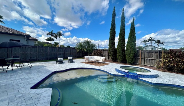West Miami Luxury Home with Pool