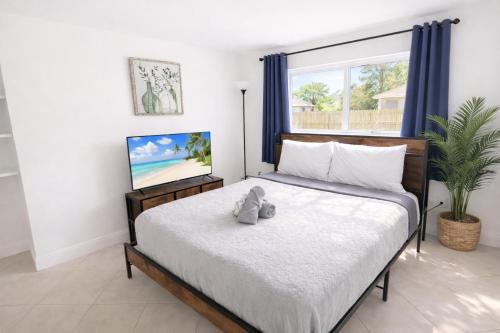 West Palm Beach Stay Rooms for Professionals near Downtown and beaches