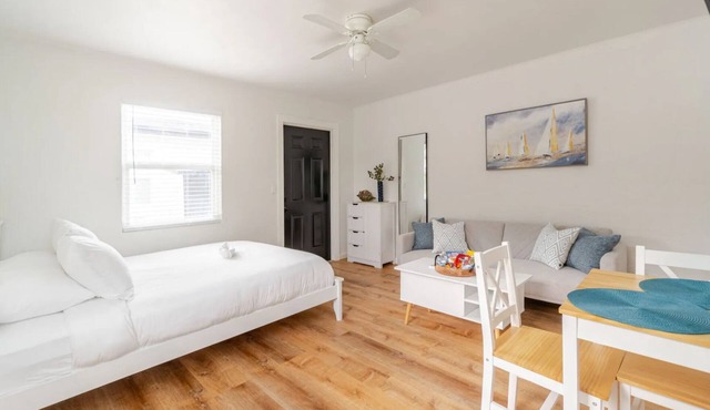 West Palm Beach Escape