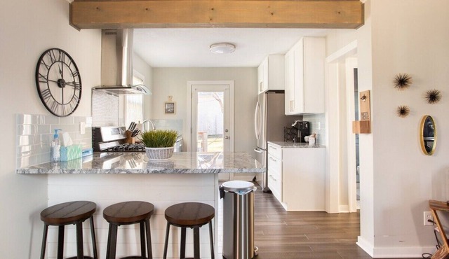 West Plaza House in the heart of KC