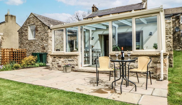 WEST REINS, family friendly, with a garden in Middleton-In-Teesdale