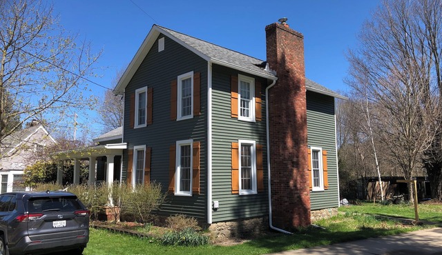 West Valley Dream! Pet Friendly Farmhouse located 12 minutes from Ellicottville