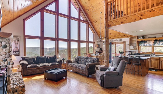 West Virginia Cabin Near Snowshoe Mountain Resort