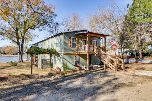 West Waters Retreat with Dock on Lake Wateree!