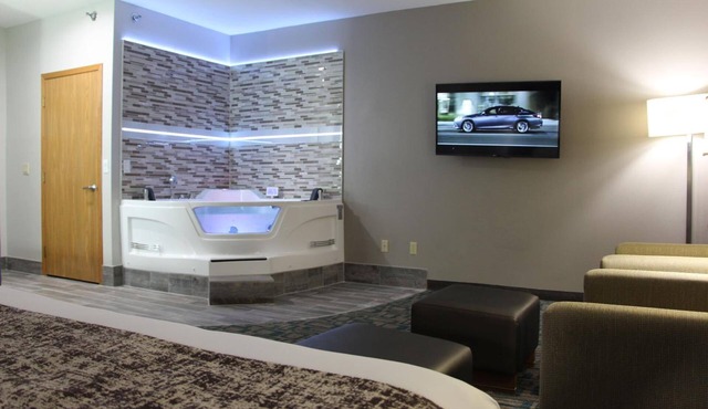 Westbridge Inn & Suites Carrollton